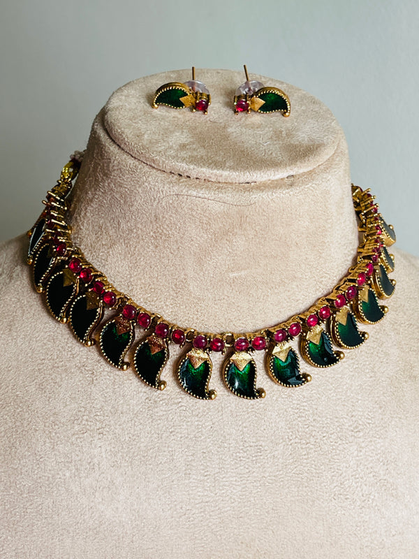 Emerald Palakka Necklace