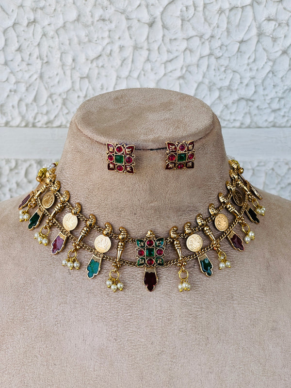 Multi color Palakka and Pearl chocker