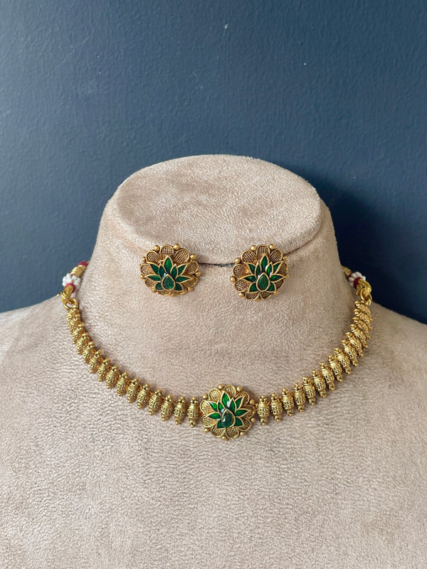 Emerald Lotus Gold Chocker