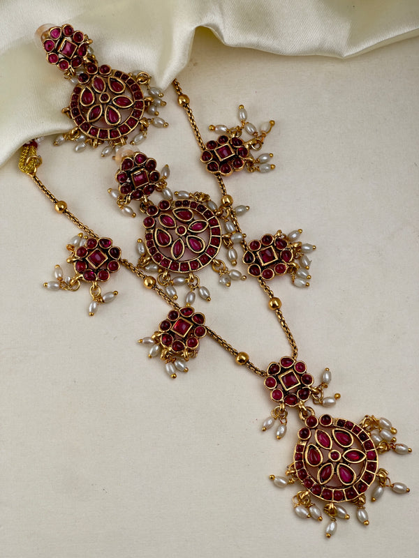 Ruby pearl necklace