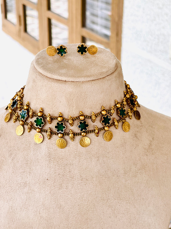 Emerald Flower Coin Chocker