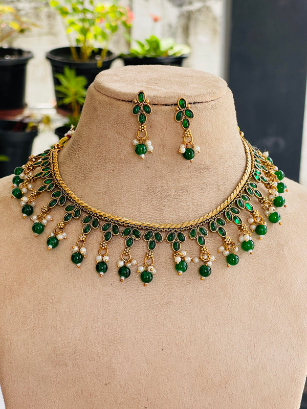 Emerald Kemp Rain Chocker