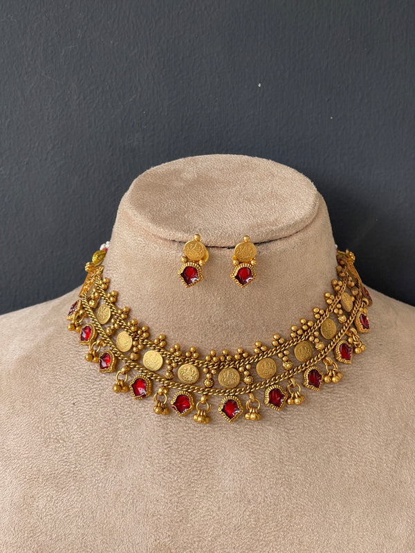 Ruby coin chocker