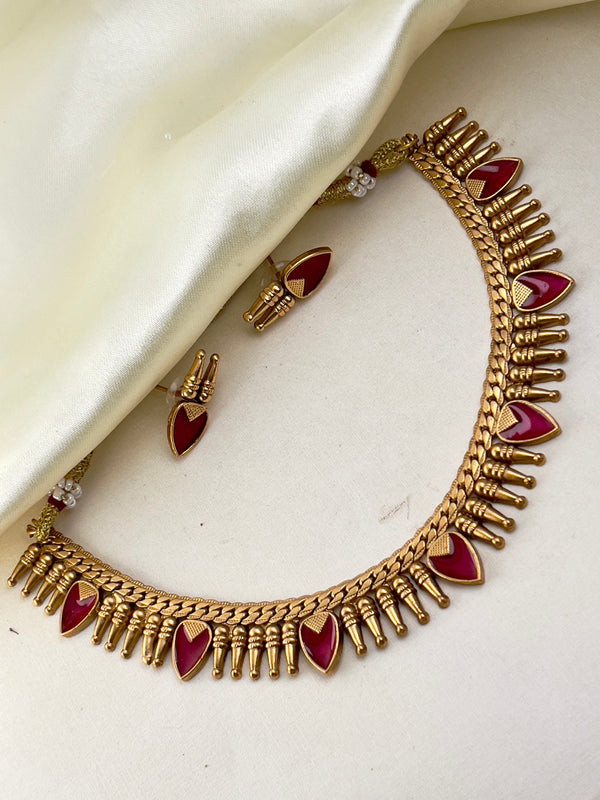 Red Needle Palakka Necklace