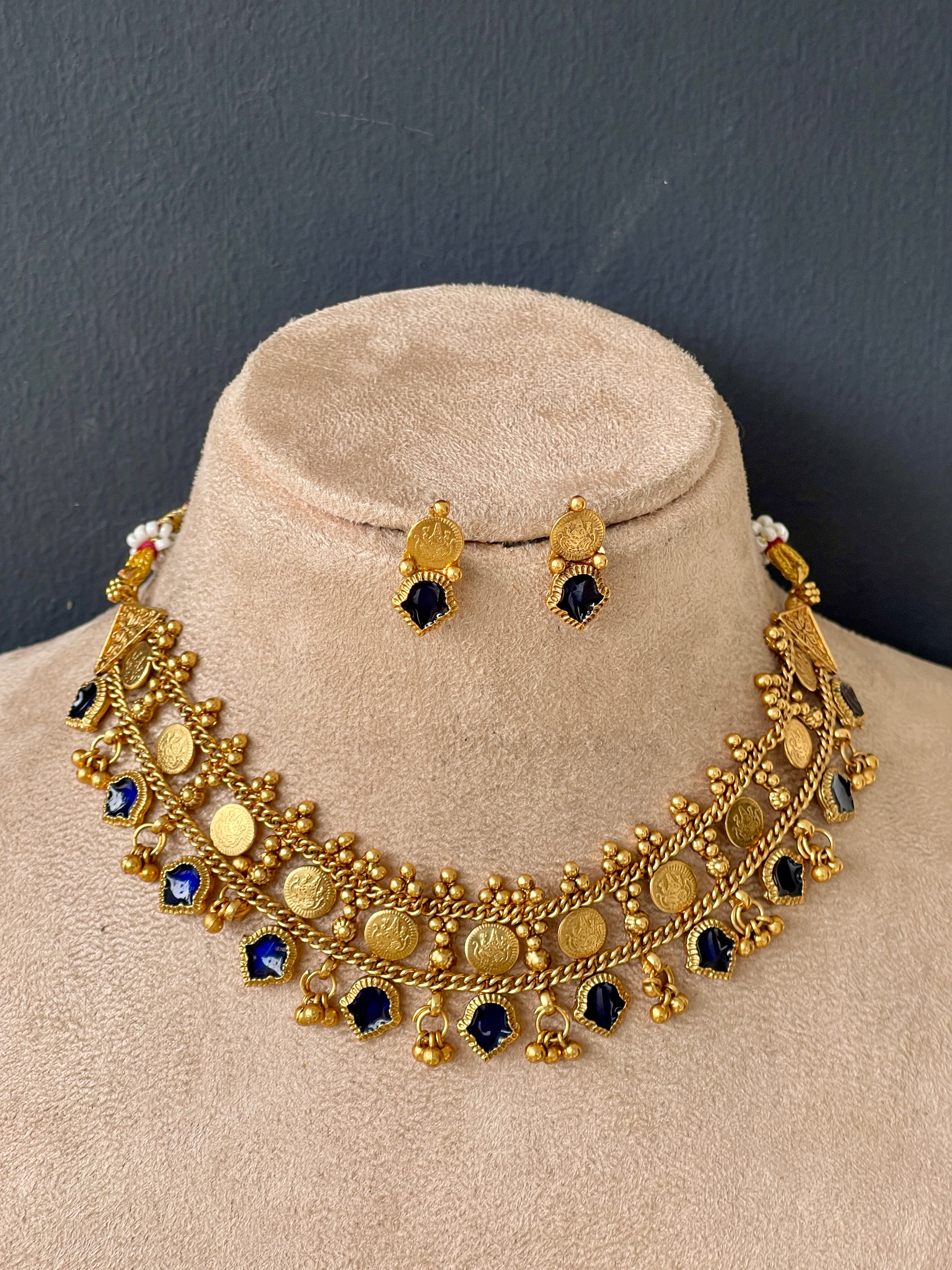 Blue coin chocker – Mannat Jewelz