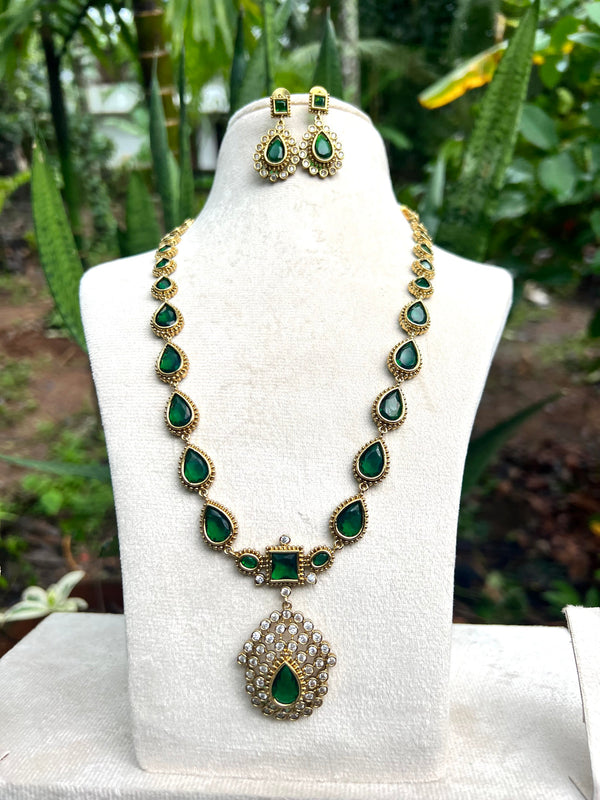 Jyothika inspired Long Emerald  Haaram