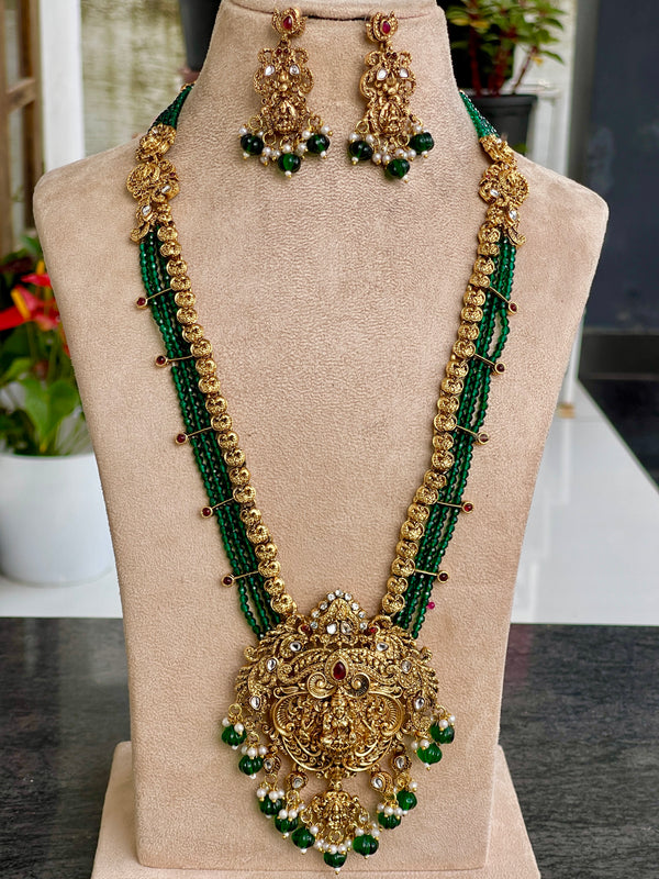 Emerald beads and gold temple haaram