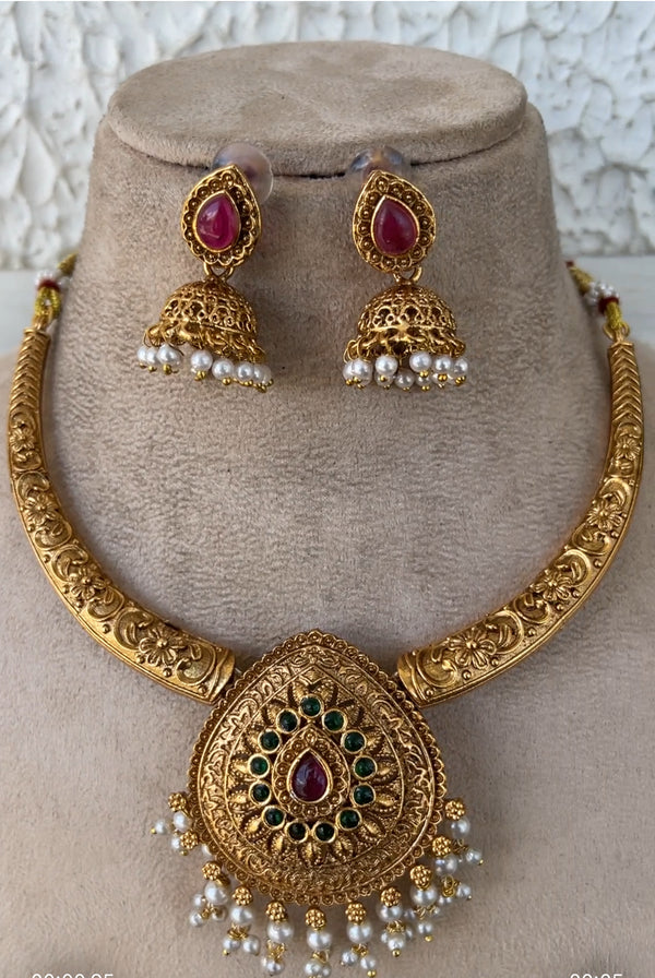 Multi Color Haski Polki Pearl Necklace