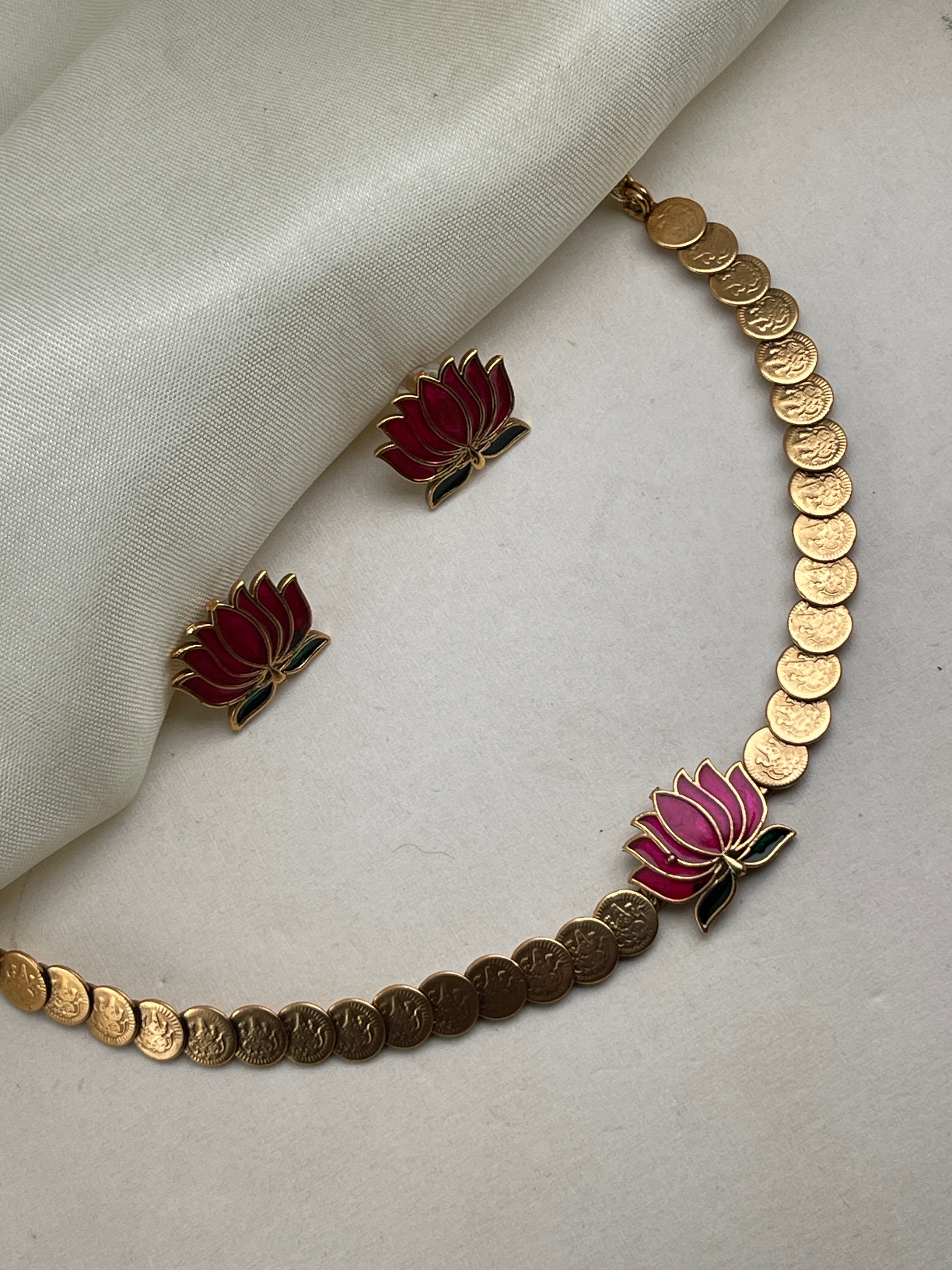 Multi Lotus Coin Chocker – Mannat Jewelz