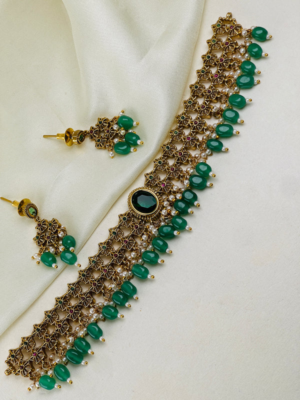 Premium Emerald Chocker