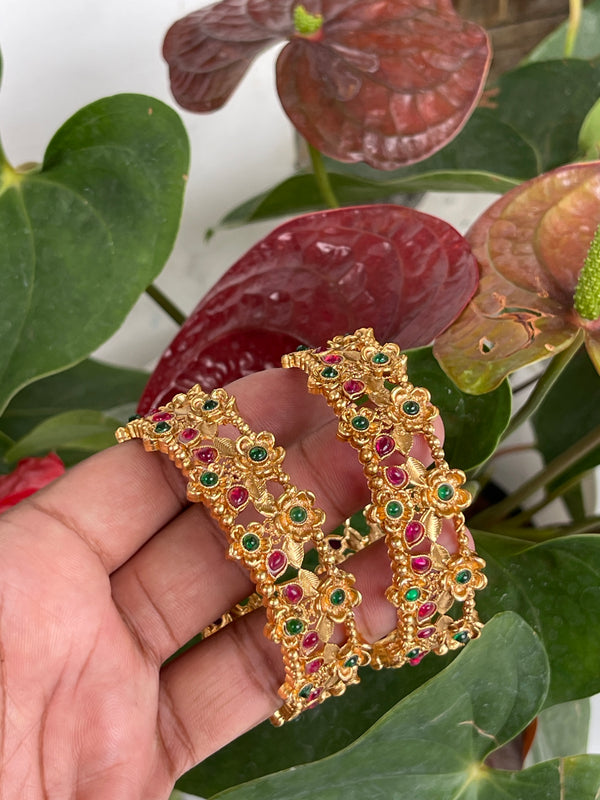 (Copy) Multi stone gold bangle