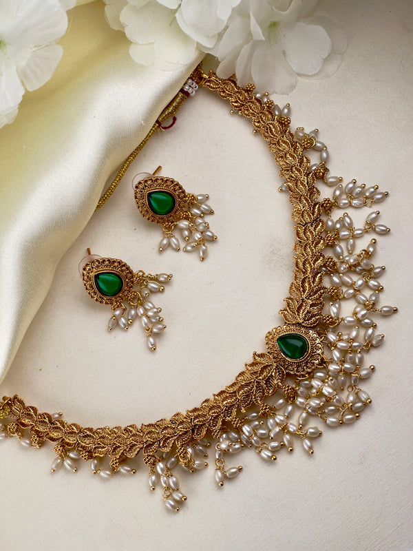 Emerald Pearl Necklace