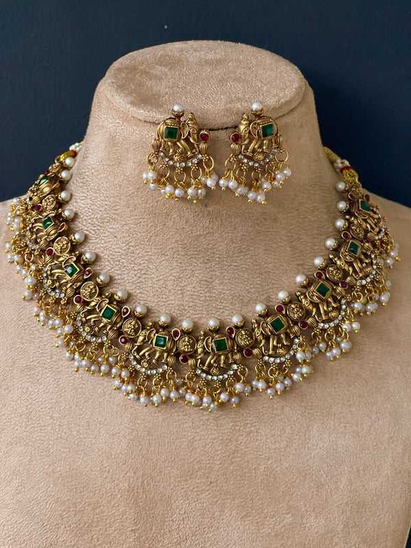 Emerald Elephant Pearl Necklace