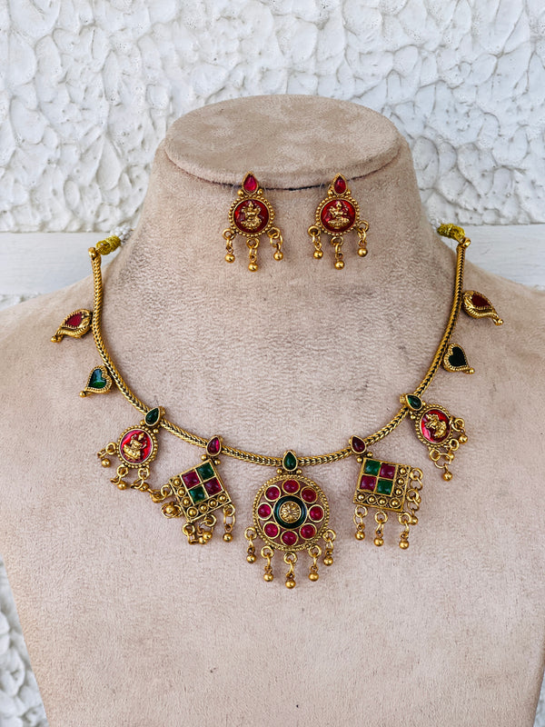 Badai Arya Ruby Kundan Necklace