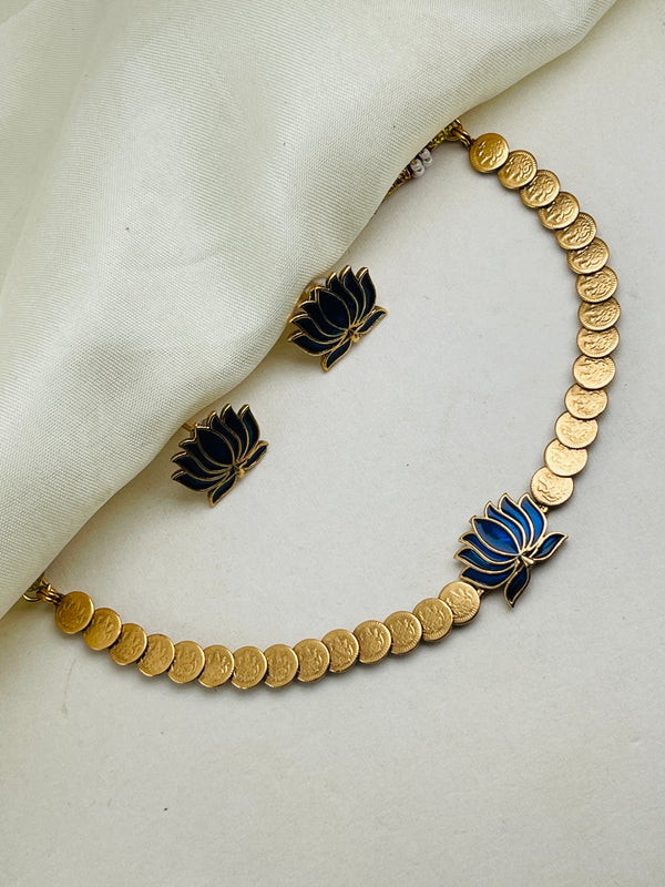 Blue Lotus Coin Chocker
