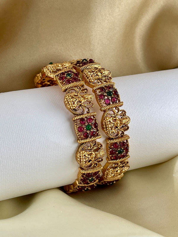 Gold Idol and Emerald Stone Bangle SIZE 2.6