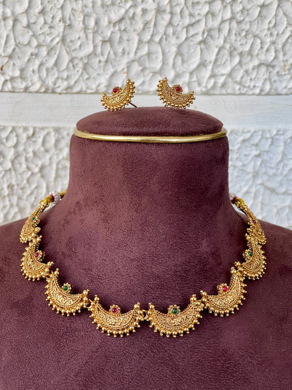 Multi stone Deepam Necklace