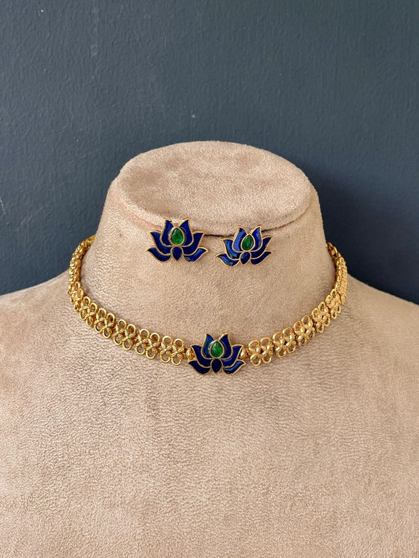 Blue Lotus Gold Chocker
