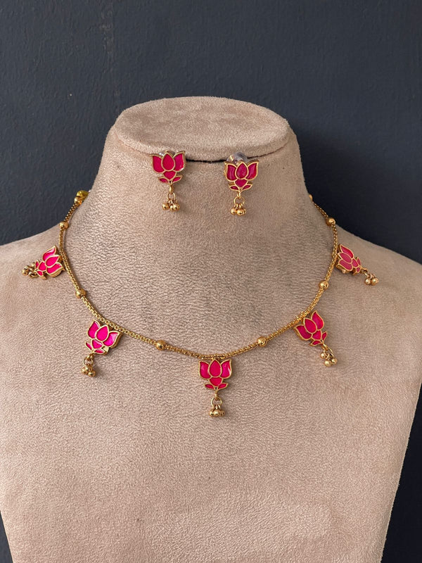 Rani Pink Lotus Chocker