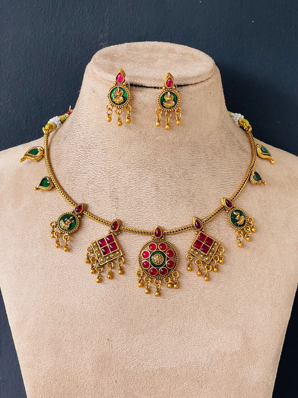 Arya Badai Multi Stone Necklace
