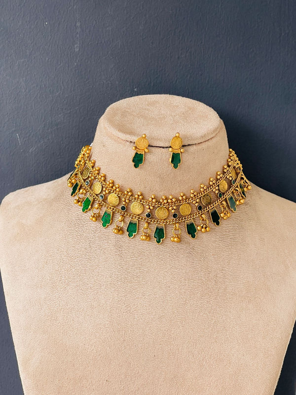 Emerald Palakka Coin Chocker