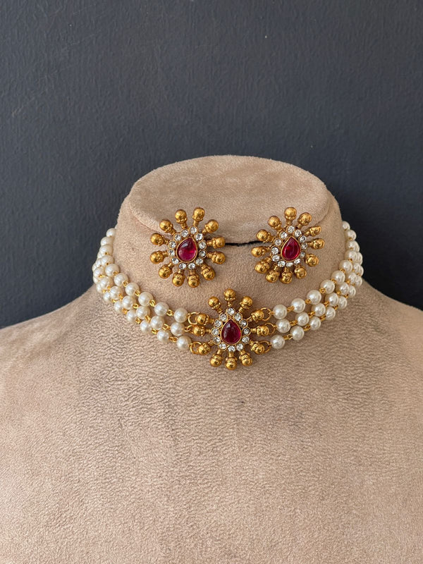 Ruby Stone White Pearl Chocker