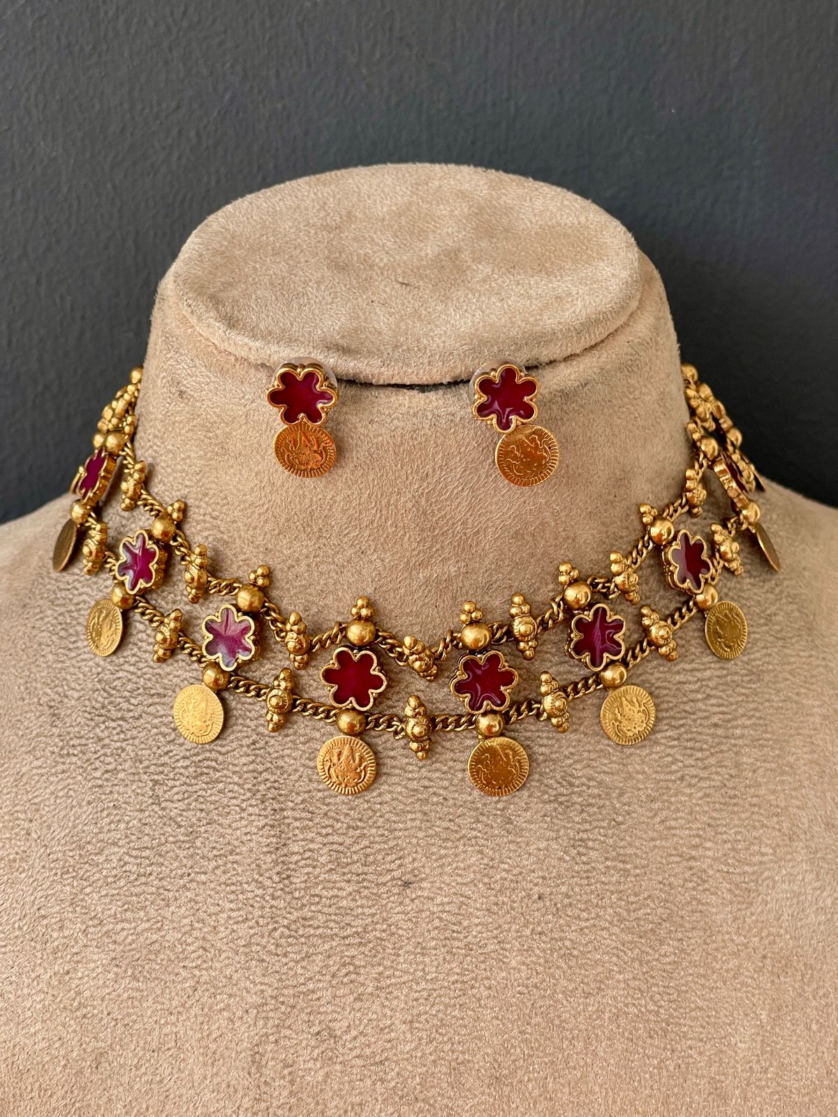 Violet Flower Coin Chocker – Mannat Jewelz